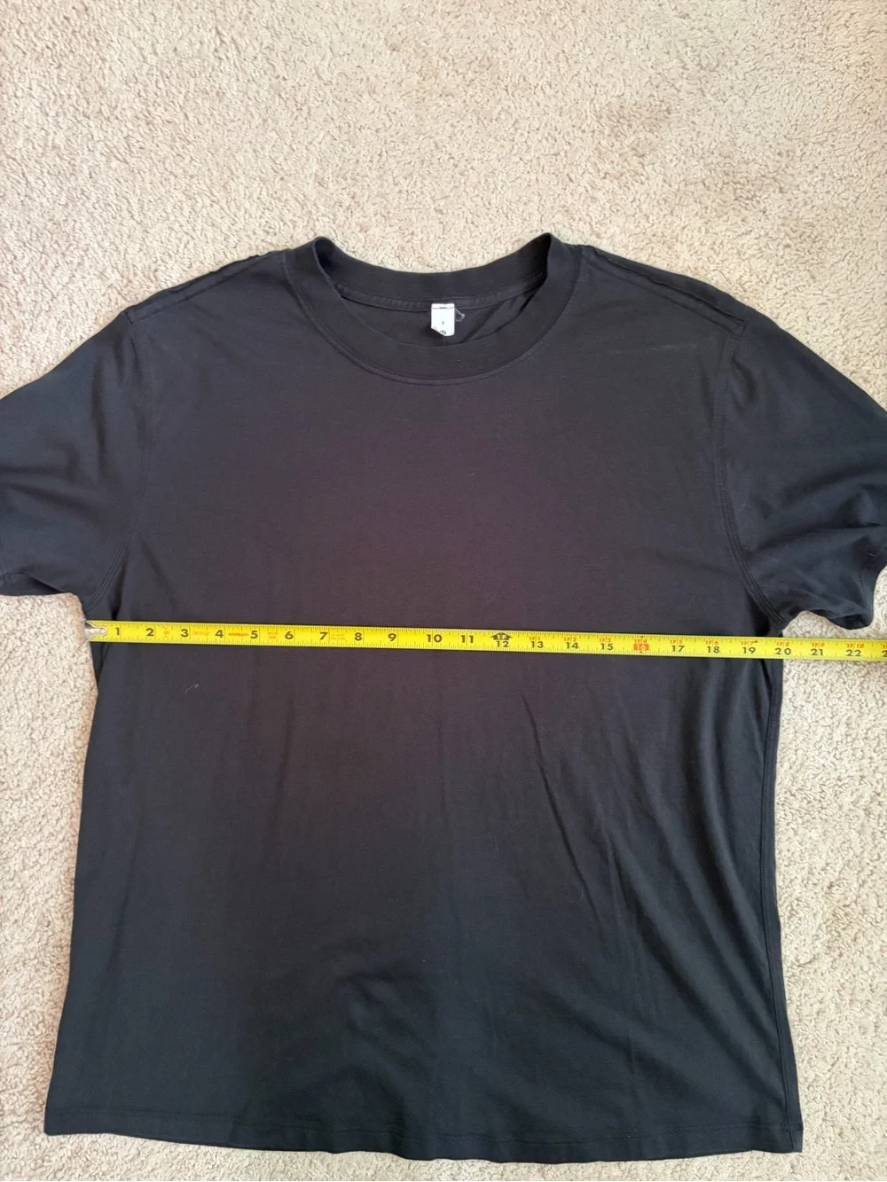 Lululemon Women's Black Basic T-Shirt Sz 6 Classic Short Sleeve Crew Neck Tee